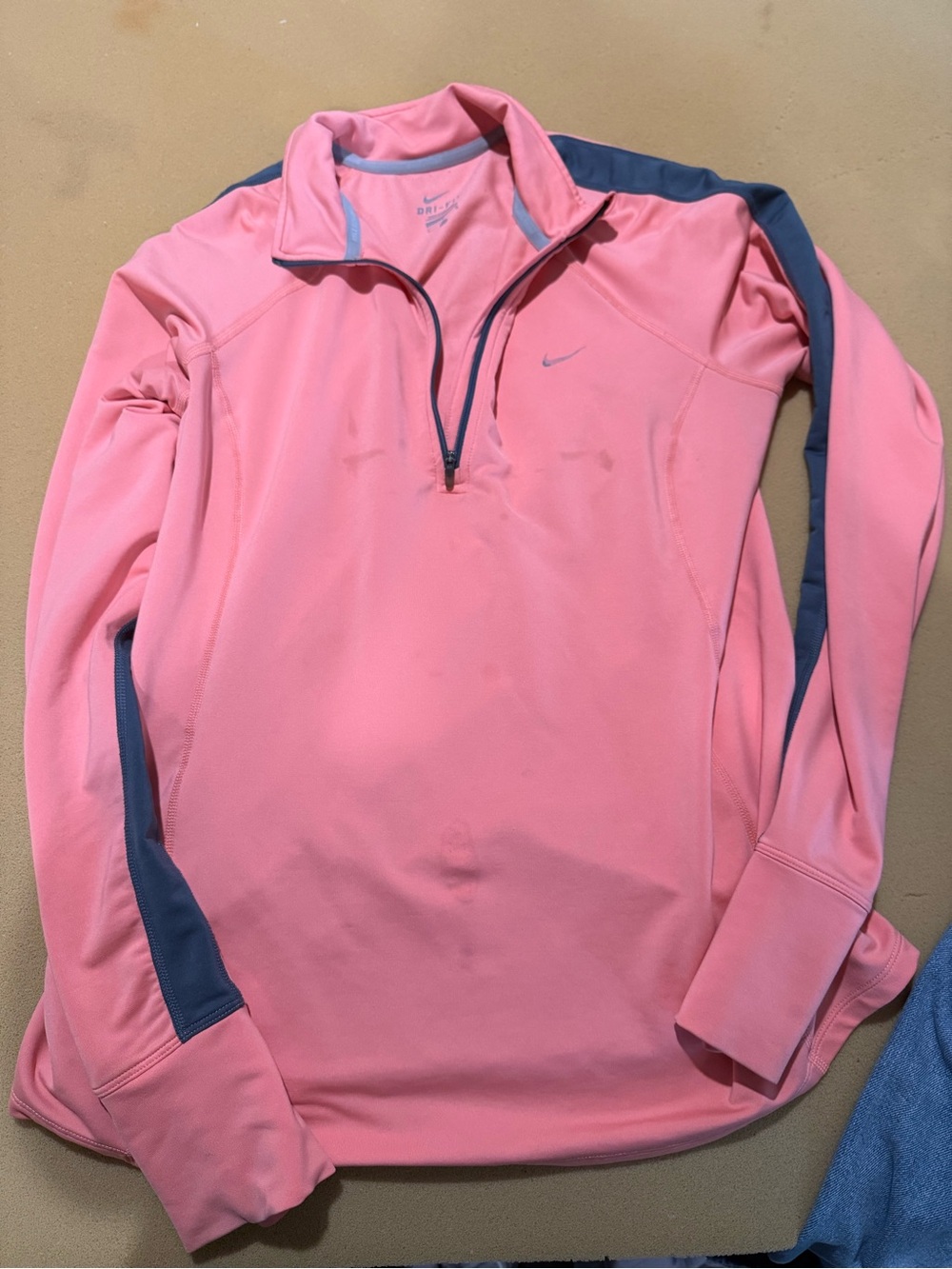 Nike Women’s coral quarter zip